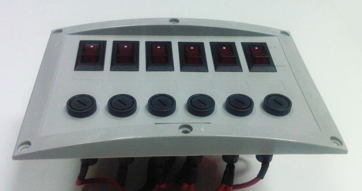 Панель керування на 6 клавіш. Запобіг. Скляні. Розмір – 115 x 165 мм